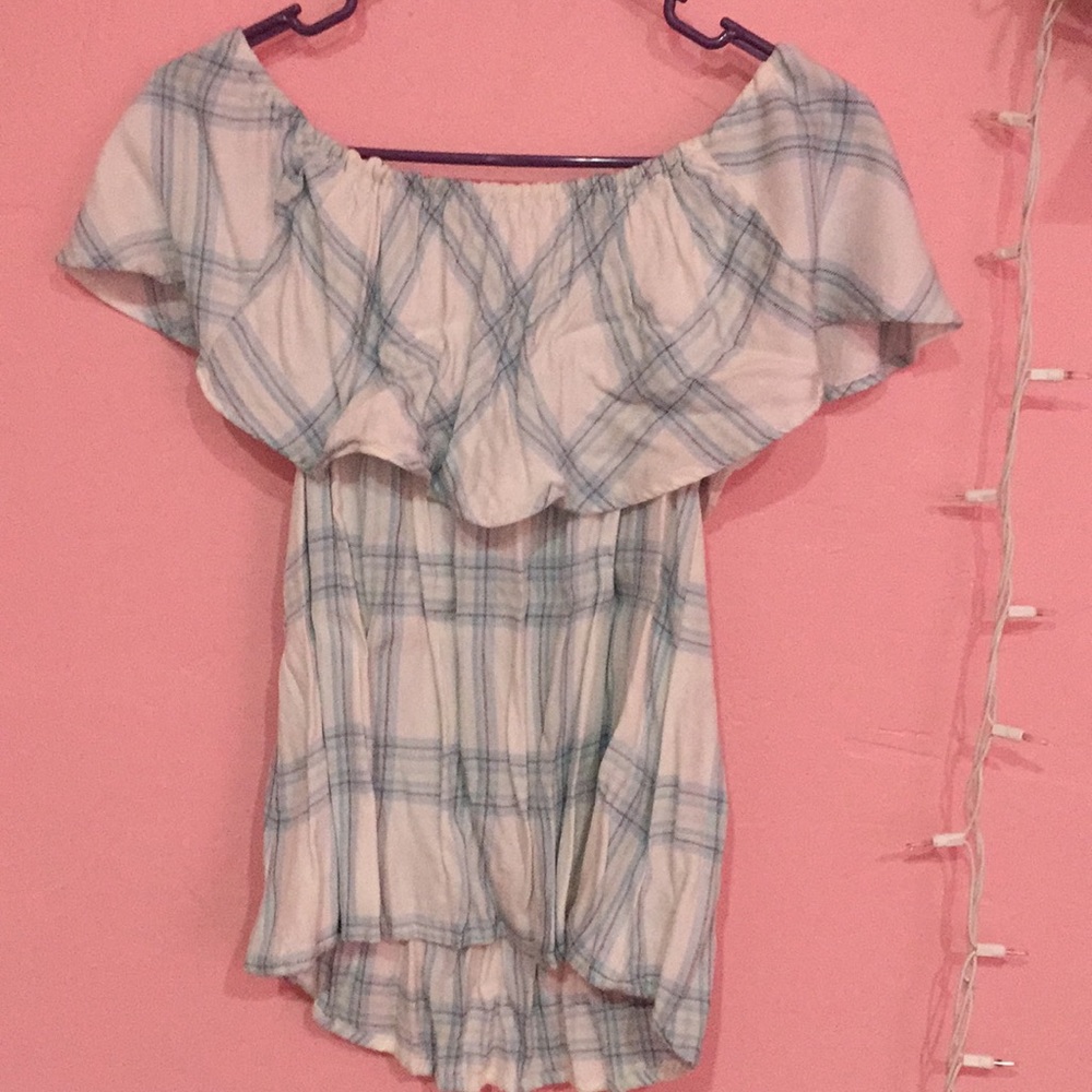 Off the shoulder